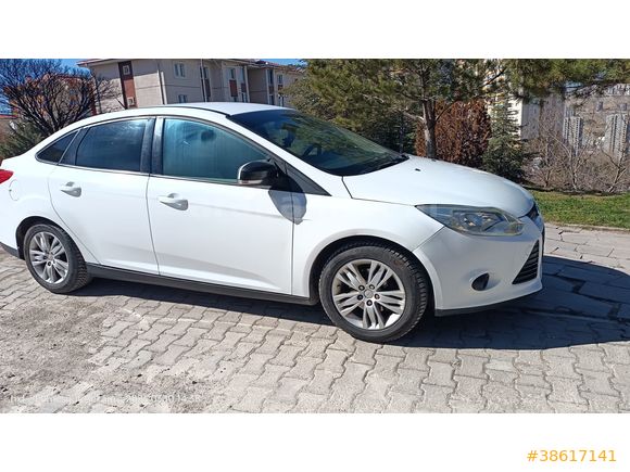 2014 Ford Focus 1.6 TDCi Trend X | Ankara'da Aile aracı olarak kullanılmaktadır.