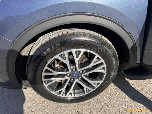 Sahibinden Ford Kuga 1.5 EcoBlue Titanium 2022 Model 