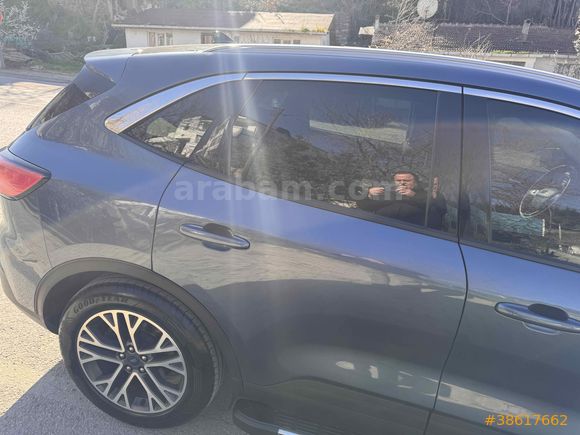 Sahibinden Ford Kuga 1.5 EcoBlue Titanium 2022 Model 