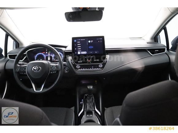 "CARPARTNER" 2024 MODEL 32.114 KM COROLLA 1.5 FLAME X PACK
