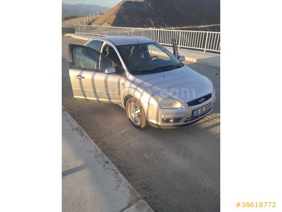 Sahibinden Ford Focus 1.6 TDCi Ghia 2007 Model