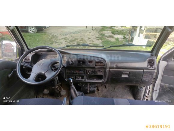 Sahibinden Hyundai H 100 2.5 D DLX Camlıvan 2000 Model 