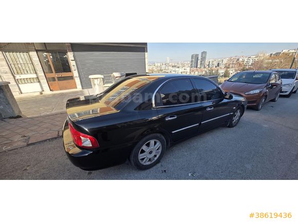 Sahibinden Hastasına Kia Magentis 2.0 SE 2005 Model Ankara