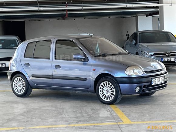 Sahibinden Renault Clio 1.4 16w RXT 2001 Model  199000 km Mavi