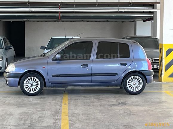 Sahibinden Renault Clio 1.4 16w RXT 2001 Model  199000 km Mavi