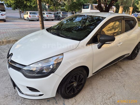 Sahibinden Renault Clio 0.9 TCe Joy 2020 Model 