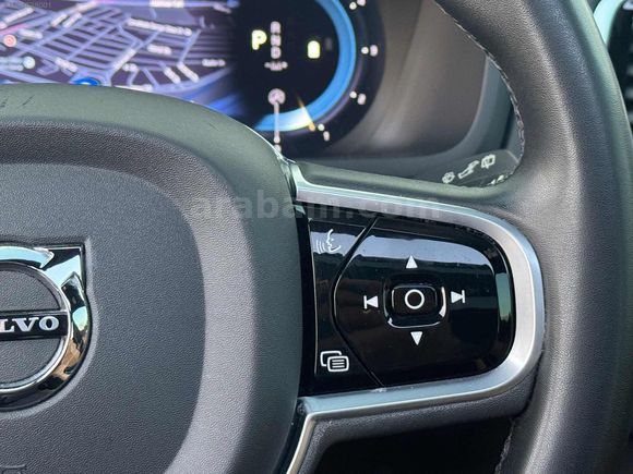 2022- VOLVO XC90 2.0 B5 PLUS BRİGHT HATASIZ BOYASIZ DEĞİŞENSİZ