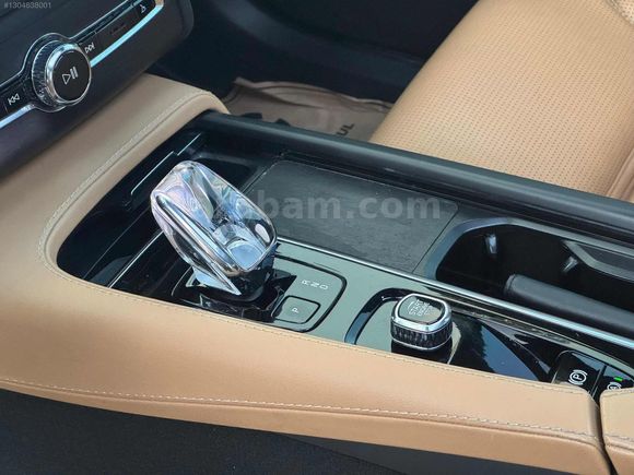 2022- VOLVO XC90 2.0 B5 PLUS BRİGHT HATASIZ BOYASIZ DEĞİŞENSİZ