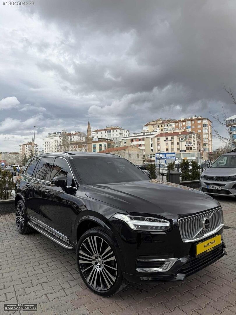 RA MOTORS XC90 DÜŞÜK KM 7 KİŞİLİK İÇİ TABA HATASIZ BENZİN HYBRİD 4