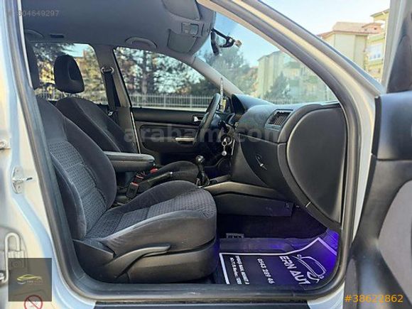 ERN AUTO'DAN 2000 MODEL VW BORA 1.6 COMFORT 305 BIN KM DEĞİŞENSZ