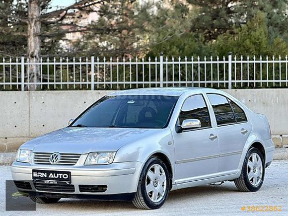 ERN AUTO'DAN 2000 MODEL VW BORA 1.6 COMFORT 305 BIN KM DEĞİŞENSZ