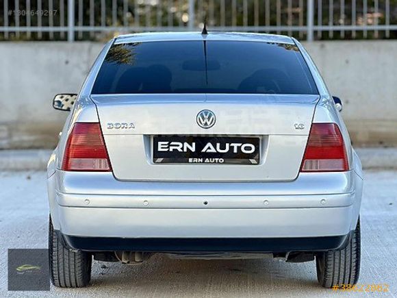 ERN AUTO'DAN 2000 MODEL VW BORA 1.6 COMFORT 305 BIN KM DEĞİŞENSZ