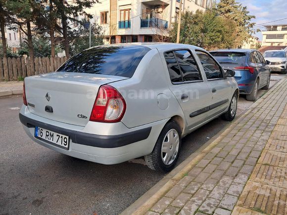 Sahibinden Renault Clio 1.4 Authentique 2005 Model