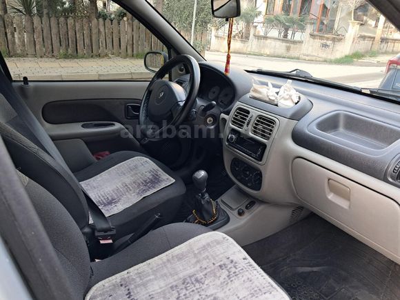Sahibinden Renault Clio 1.4 Authentique 2005 Model