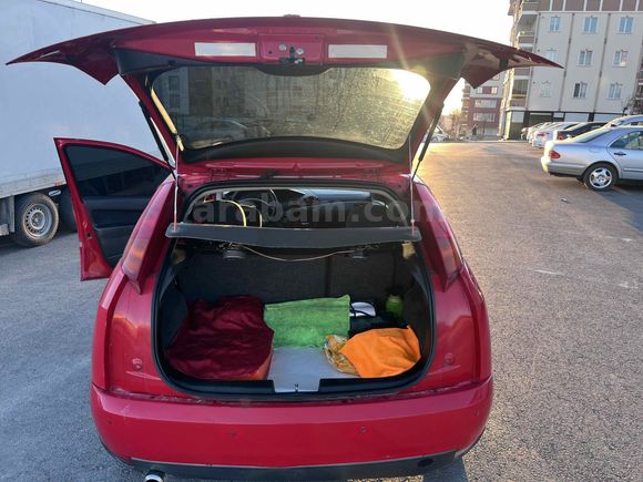 Sahibinden Ford Focus 1.6 Ambiente 2000 Model 