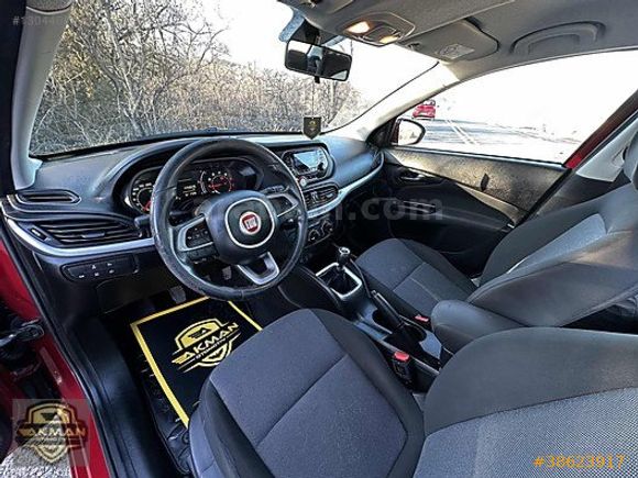 AKMAN DAN 2018 FİAT EGEA 1.4 EASY 145.000 KM DEĞİŞENSİZ Ö. PLAKA