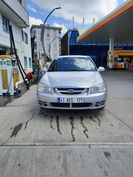 Sahibinden Kia Cerato 1.5 CRDi LX 2006 Model Kocaeli 318.000 km Gri