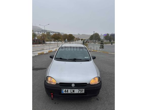 Sahibinden Opel Corsa 1.2 Swing 2000 Model 
