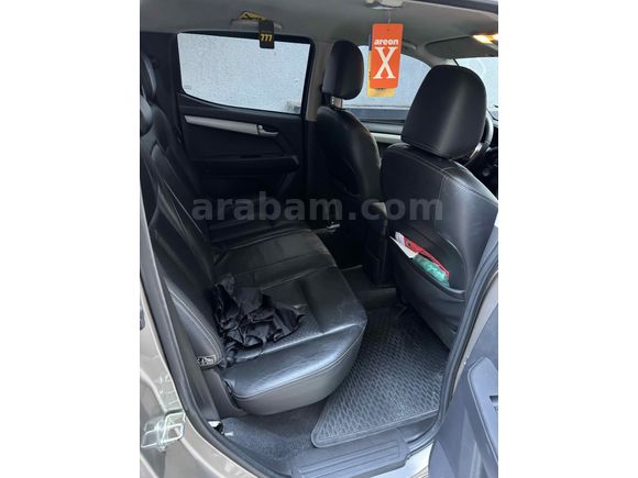 Sahibinden Isuzu D-Max 2.5 4x4 V-Cross 2014 Model 
