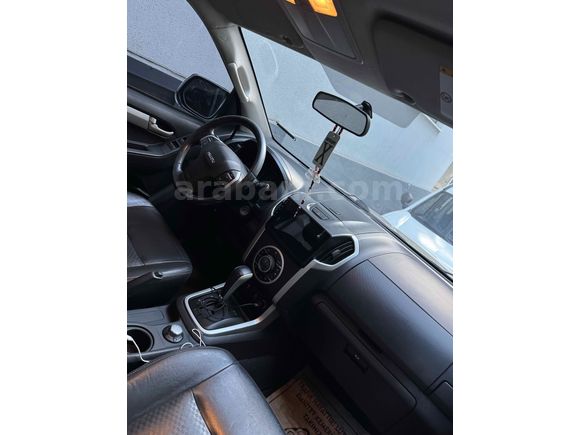 Sahibinden Isuzu D-Max 2.5 4x4 V-Cross 2014 Model 