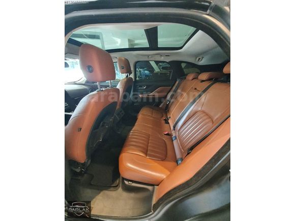 SET MOTORS 2017 JAGUAR F-PACE 2.0D
