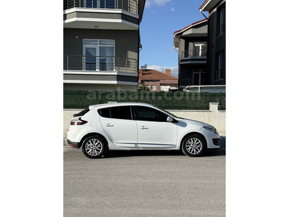 Sahibinden Renault Megane 1.6 Touch Plus 2015 Model 