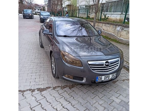 Geçmişi Belli Değişensiz Opel Insignia 1.6 T Edition Elegance 2009 Model