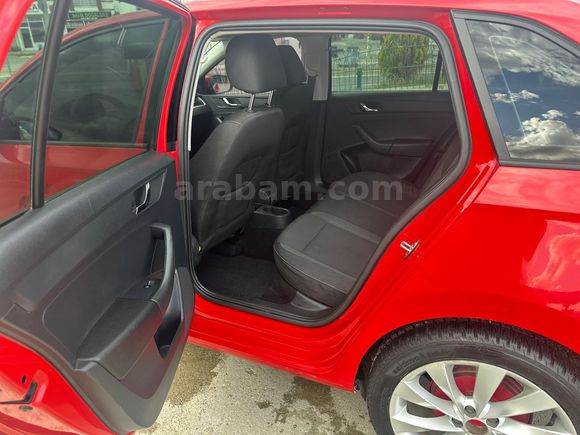 Sahibinden Skoda Rapid 1.2 TSI GreenTec Ambition 2015 Model