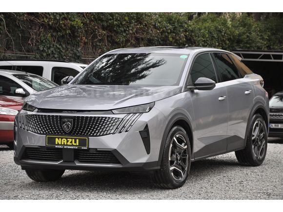 2025 PEUGEOT 3008 (senetle taksitlendirme seçeneğimiz vardır)