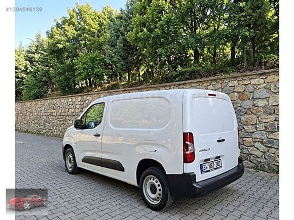 2023 MODEL HATASIZ MAXİ 2+1 20 BİN KM %20 KDV