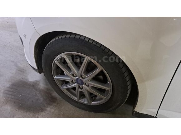 Sahibinden Ford C-Max 1.6 TDCi Titanium 2016 Model Ankara