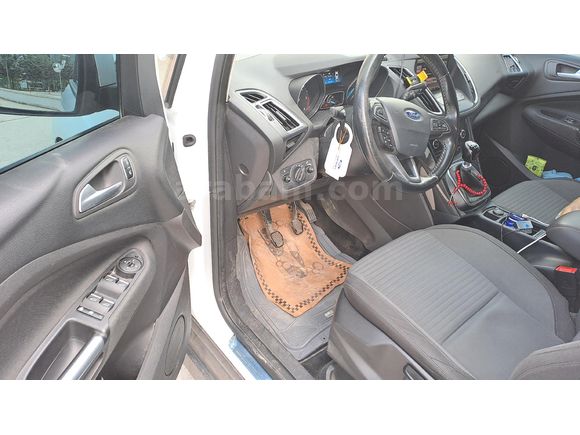 Sahibinden Ford C-Max 1.6 TDCi Titanium 2016 Model Ankara