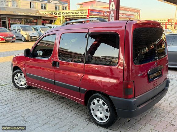 2004 MODEL+BOYASIZ+ÇİFT SÜRGÜ TEK BAGAJ+KLİMALI+ORJİNAL