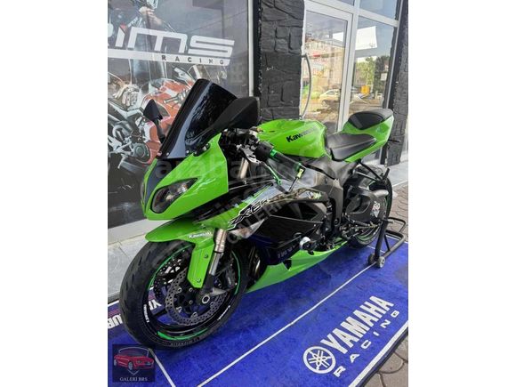 Galeriden Kawasaki Ninja ZX 6R 2009 Model İstanbul 73.000 km Yeşil