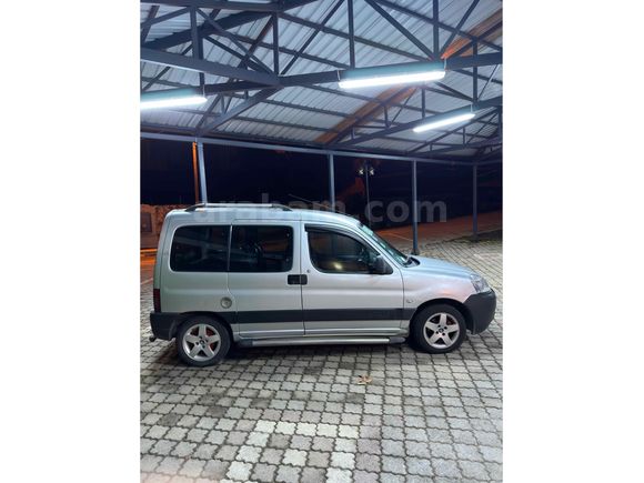 Sahibinden Citroen Berlingo 2.0 HDi 2006 Model 