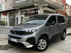Sahibinden Peugeot Rifter 1.5 BlueHDI Allure 2025 Model 