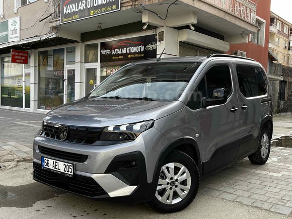 Sahibinden Peugeot Rifter 1.5 BlueHDI Allure 2025 Model 