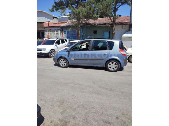 Sahibinden Renault Scenic 1.5 dCi Dynamique 2006 Model