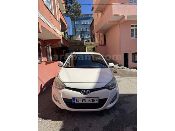 Sahibinden Hyundai i20 1.2 D-CVVT Sense 2013 Model 