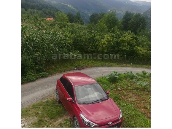 2017 çıkışlı.kaza boya değişen yok. cıvatasına kadar orijinal
