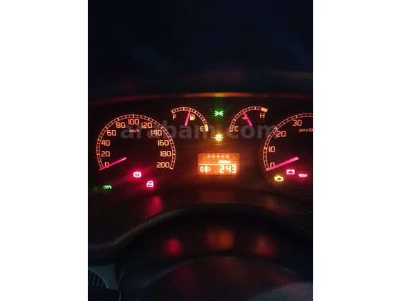 Sahibinden Fiat Punto 1.3 Multijet Dynamic 2005 Model  355 000 km Gri (metalik)