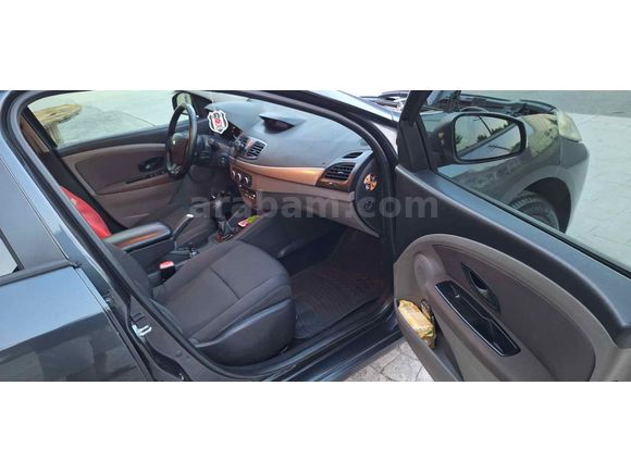 Sahibinden Renault Fluence 1.5 dCi Authentique 2011 Model 