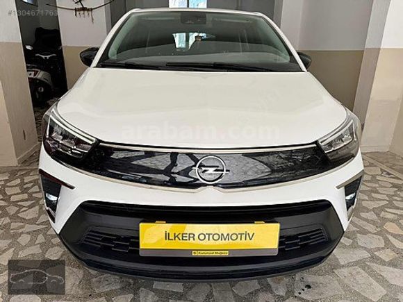 BOYASIZ 44.000 KM'DE 2022 MODEL CROSSLAND 1.2 T 130 HP