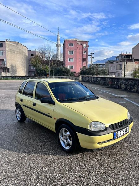 Sahibinden Opel Corsa 1.4 GLS 2000 Model Bursa 218.000 km Sarı