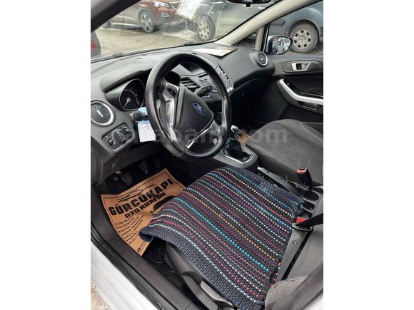 Sahibinden Ford Fiesta 1.5 TDCi Trend 2013 Model 