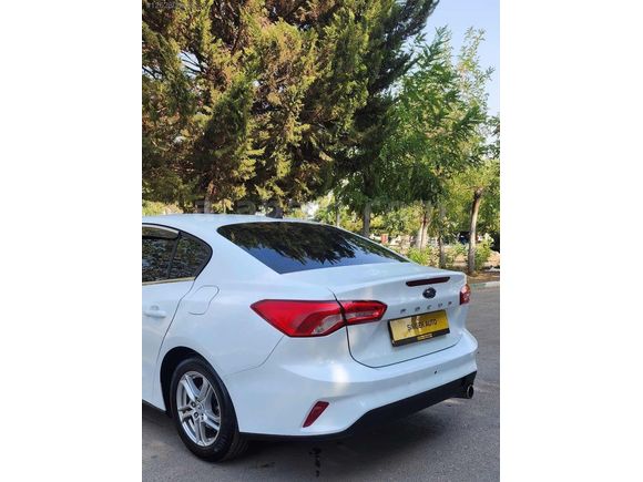 ŞİMŞEK AUTO'DAN 2020 FORD FOCUS 1.5 DİZEL OTOMATİK