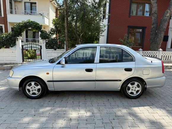 Temiz düşük km bakımlı Aile aracı arayanlara