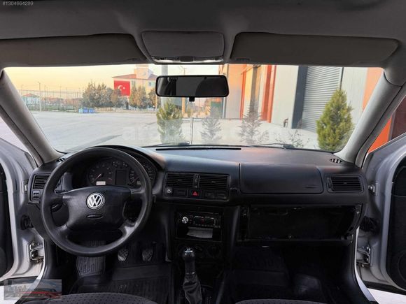 ÇAKIR OTOMOTİV'DEN SANRUFFLU 1999 MODEL GOLF4