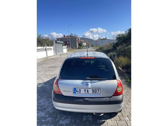 Sahibinden Renault Clio 1.2 Authentique 2005 Model 
