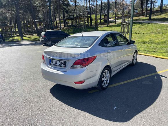 Sahibinden Hyundai Accent Blue 1.6 CRDI Prime 2012 Model 